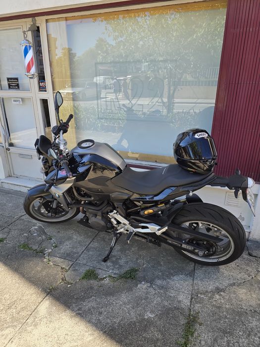 BMW F900R 2022 (Full Extras)