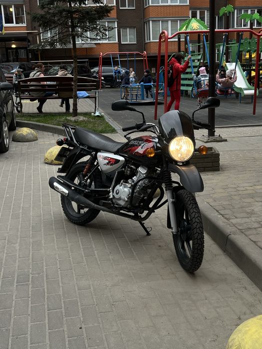 Продам Bajaj boxer 125