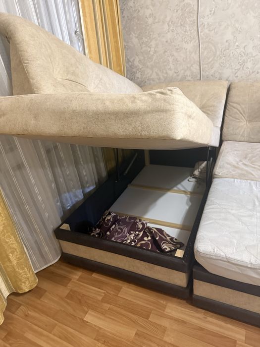 Мягкий уголок отличного качества