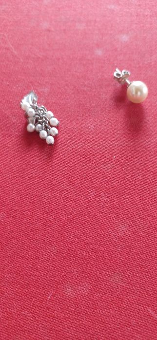 Prata, brincos, pulseiras, fios