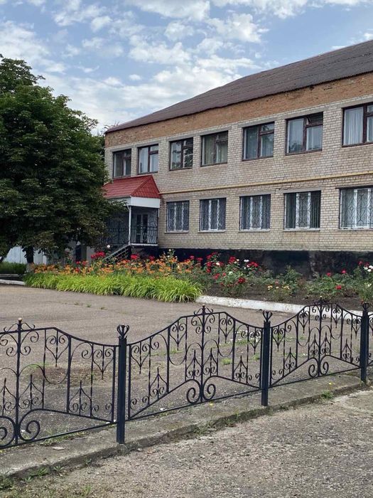 Продається промислова база