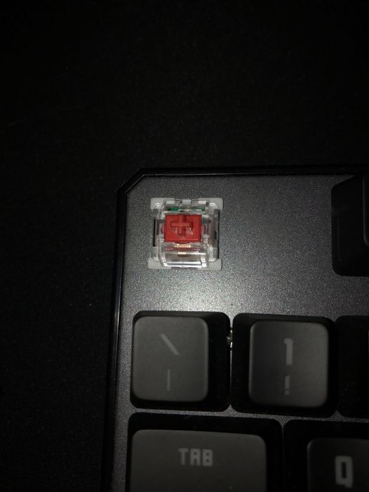 Teclado gaming Krom Kernel RGB Pt (100%)