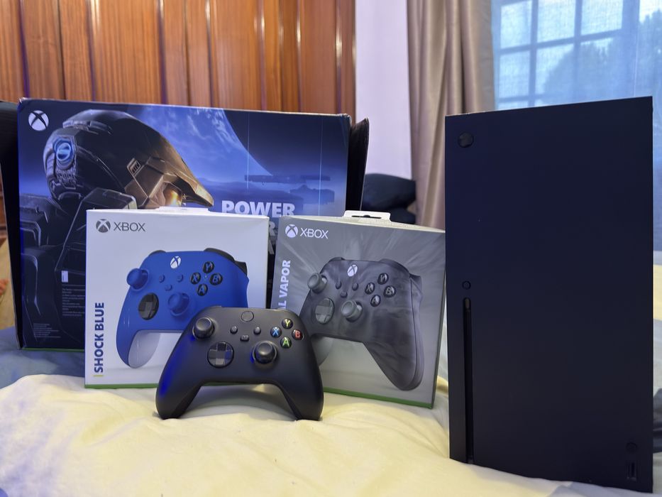 Xbox Series X + 3 comandos
