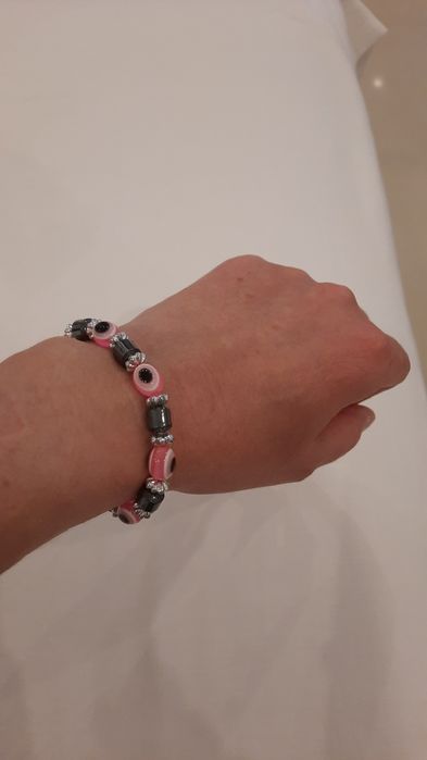 Pulseira da sorte - rosa, cinzenta e branca