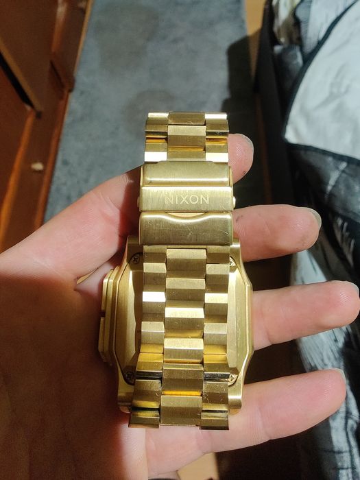 Vendo relógio Nixon Regulus SS All Gold