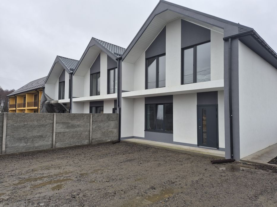 Допомога в купівлі та продажу будинків,квартири та земельної ділянки.