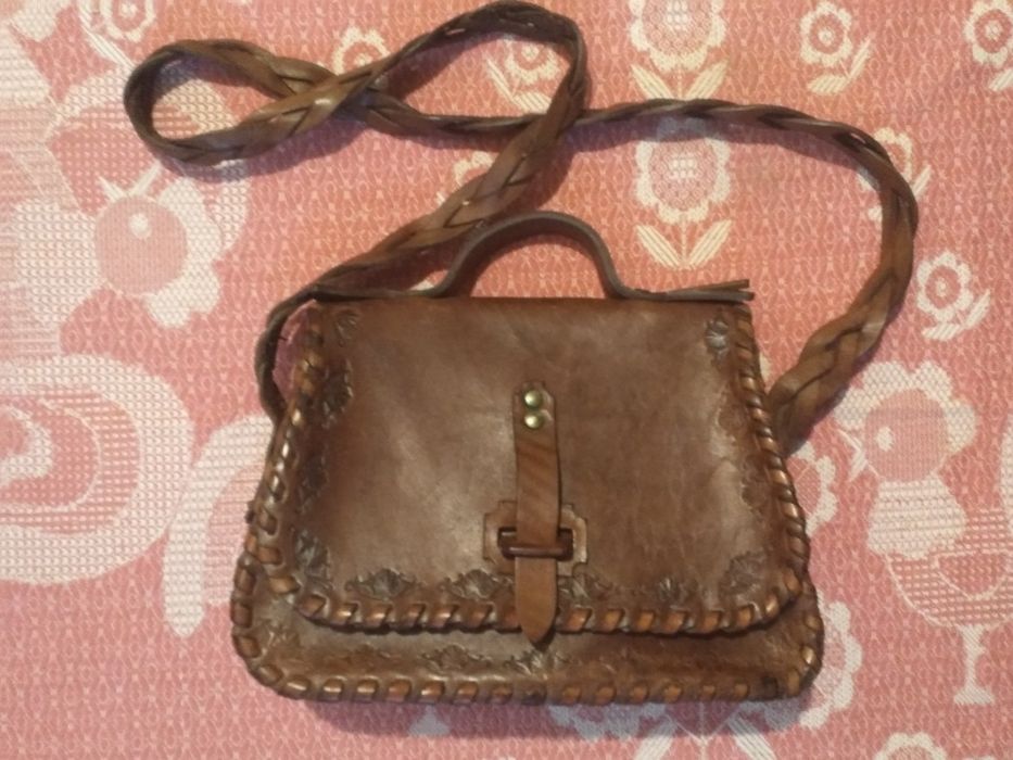 Кожаная сумка женская ручной работы