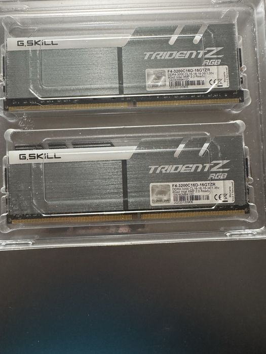 Memorias  RGB. G. Skill  TRIDENT  Z 3200