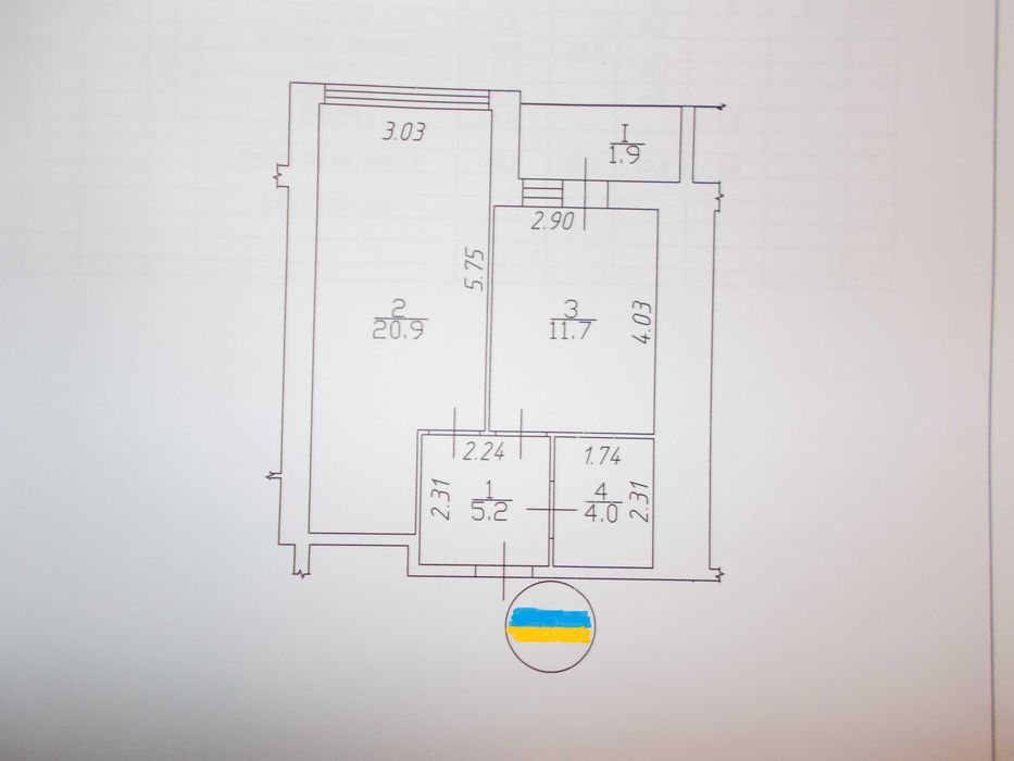 Продам кв-ру 44\21\12 м2 з індивід-им газовим опаленням місто Чернігів