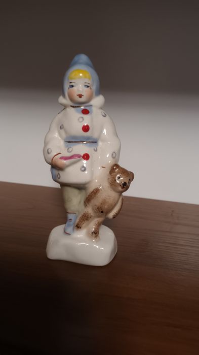 Подсвечник путти.  Козленок. Штоф козак.