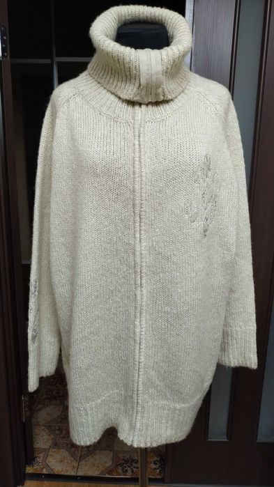 теплая кофта свитер кардиган 66 размера большой батал