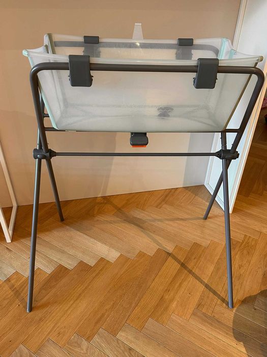 Stokke Flexi Bath - składana wanienka kąpielowa wraz ze stojakiem