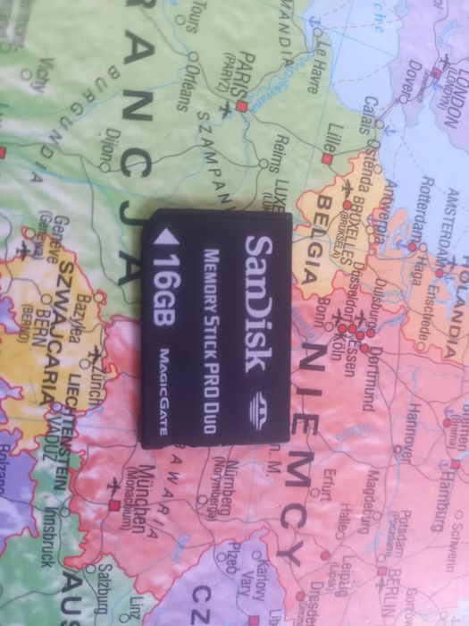 Karta pamięci 16gb SanDisk memory stick pro duo