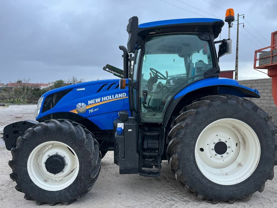 Segue para venda , tractor  , New Holand,