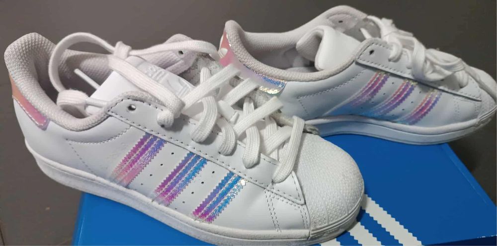 Adidas superstar