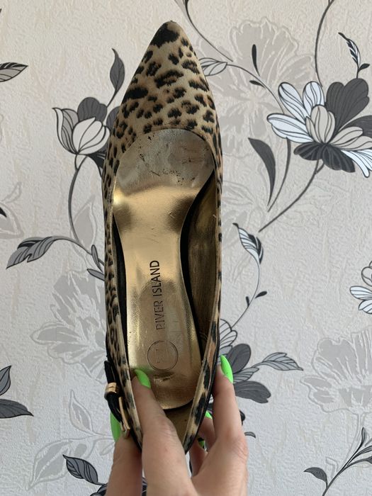 Продам туфли River Island