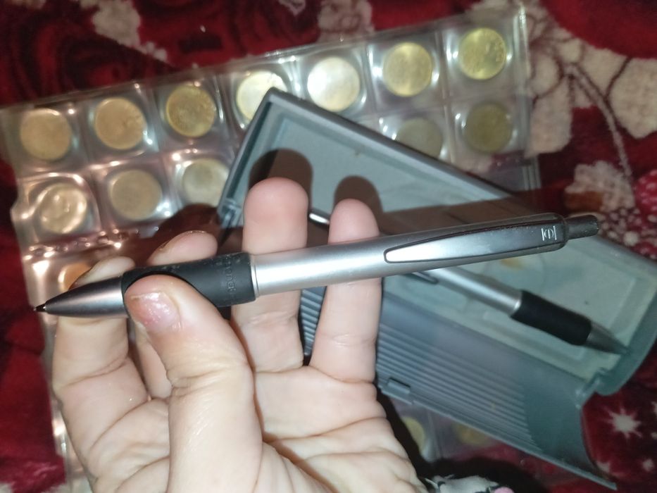 Canetas não escreve caixa