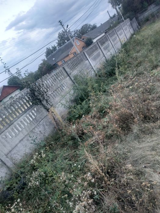 Продам дилянку. Участок..Ривний.