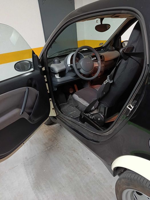 SMART FORTWO COUPE PURE 2007 - Apenas 53.000 km