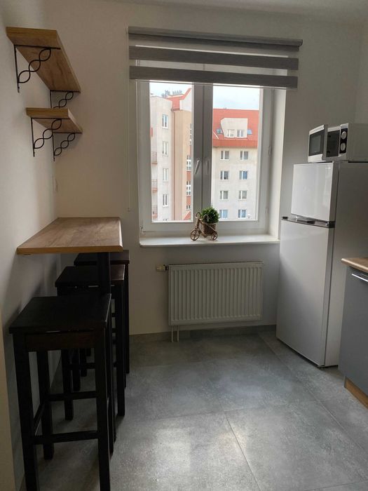 Wynajmę 2-pokojowe mieszkanie 42m ul. Nazimek - Widok 2