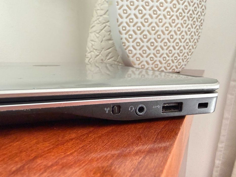 Dell Latitude E7440|14.1"FullHD|i5-4310u|8G Ram|Ssd 250Gb|Bateria NOVA