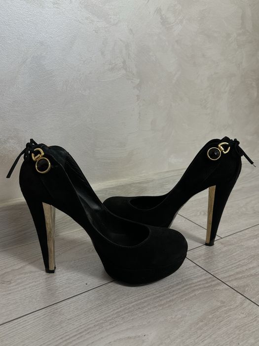 Туфлі чорні Tucino