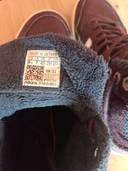 Adidas hoops Basketball 41 2/3