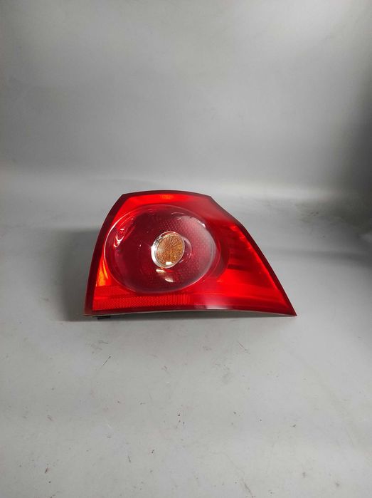 Vw Golf V,OE:1K694.5112P,Lampa prawa tylna z wkładem, Oryginał, Europa