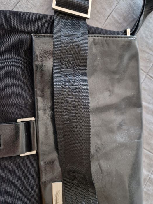 Czarna torebka Kazar