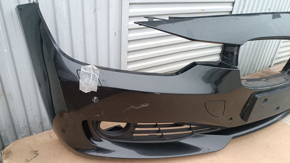 Vendo parachoque de frente BMW 3  LCI series F30,31 ano 2015/18