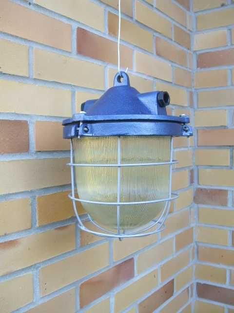 Lampa vintage przemysłowa