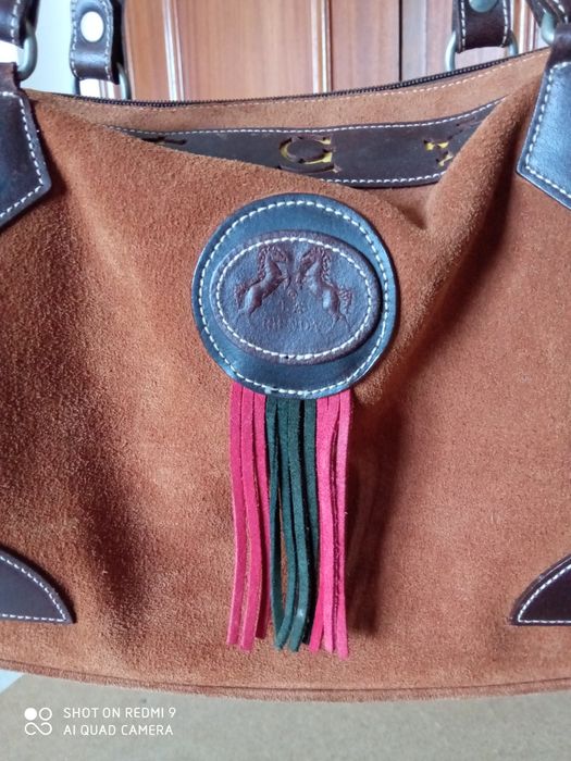 Mala de camurça como nova