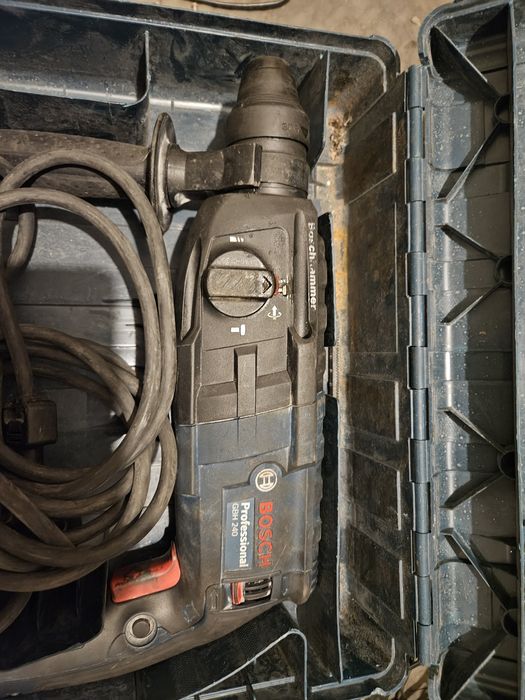 Młotowiertarka udarowa