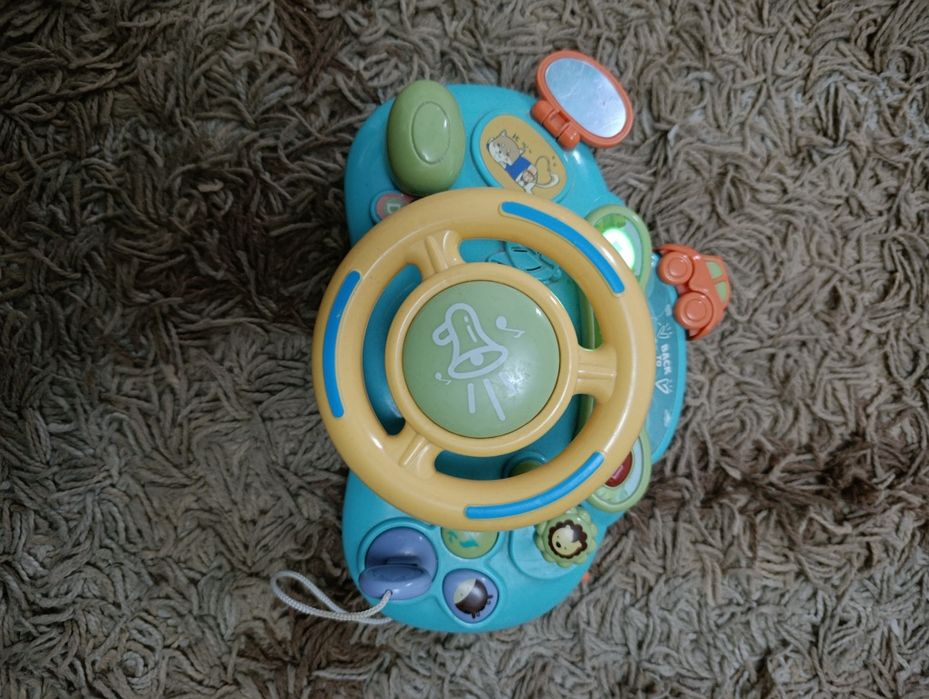 Розвиваючі іграшки для малюків