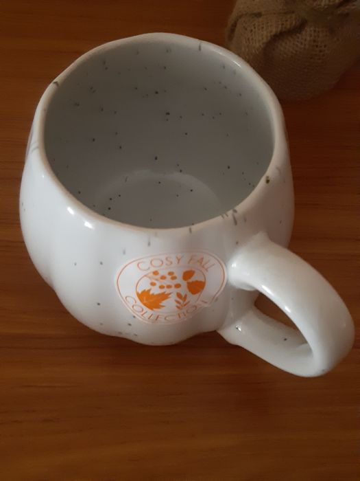 Pumpkin-Shaped Mug446772874566717444