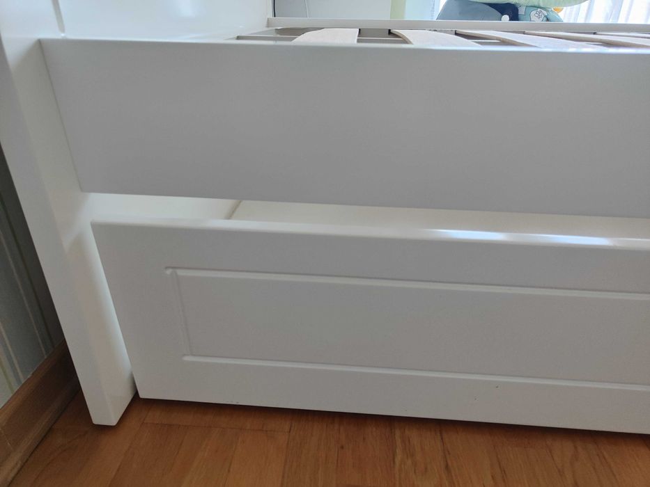 Cama de solteiro completa com gaveta