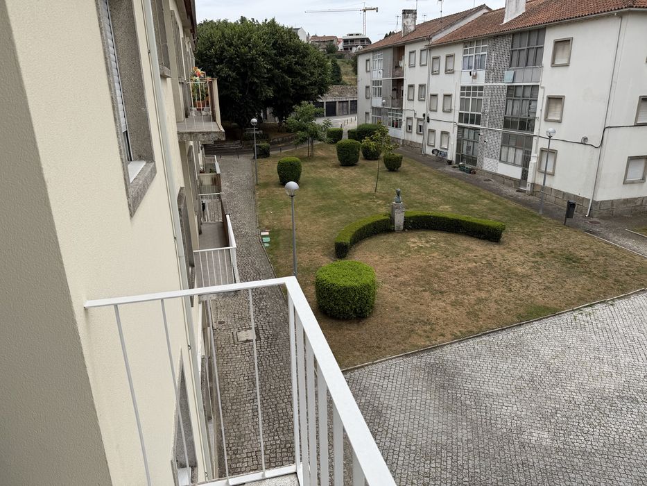 T 3 no Centro de Viseu junto Fontelo