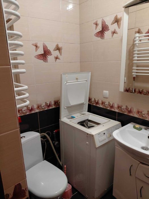 Продам 2-кімнатну квартиру 46 м² з індивідуальним опаленням, центр (район Турецької площі)