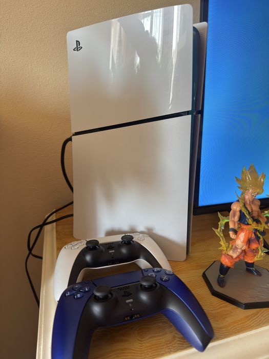 PlayStation 5 PS5 1TB