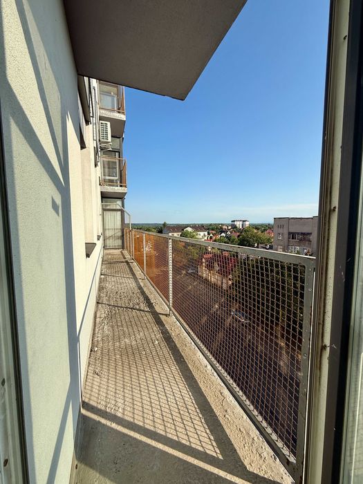 Продаж просторої 2-кімнатної квартири в Новобудові.