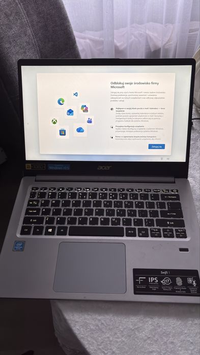 Sprzedam laptop acer swift1