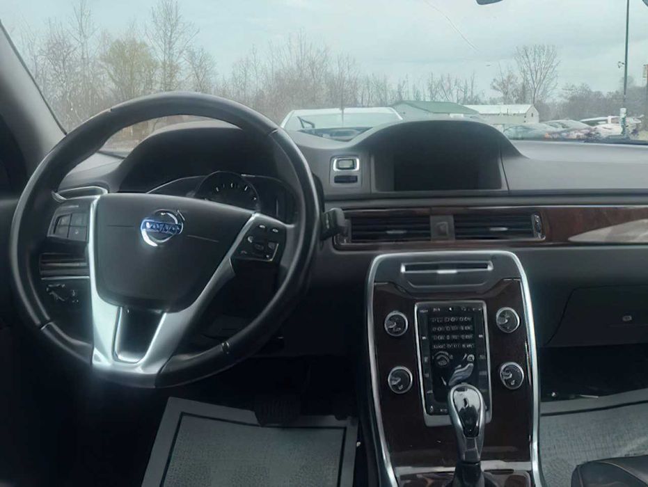 Volvo S80      2016