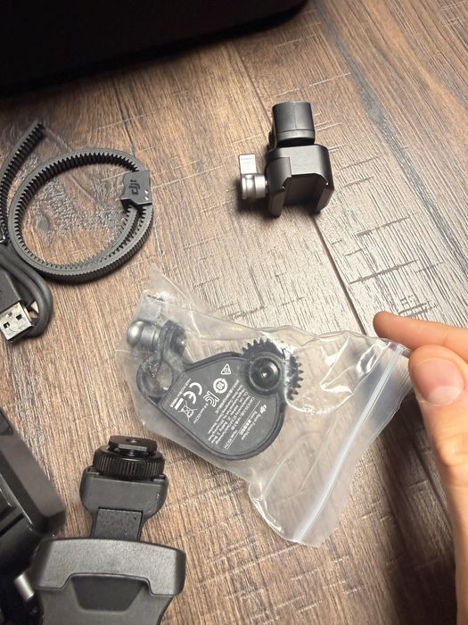 Gimbal DJI RS2 PRO combo Ronin z Raveneye