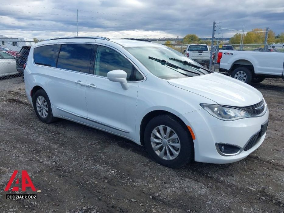 Chrysler Pacifica Touring L / piękny / kamery / skóry / serwis ASO / bezwypadkowy