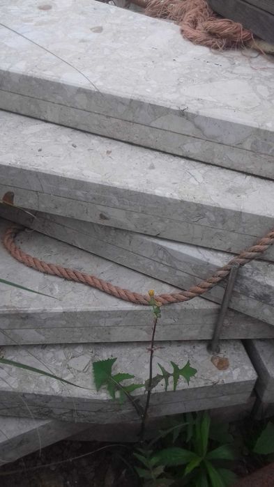 Schody skrecone kompozytowe