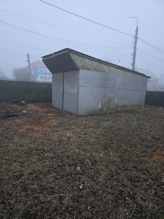 Гараж металевий  6.20 на 4  , криша шифер   .