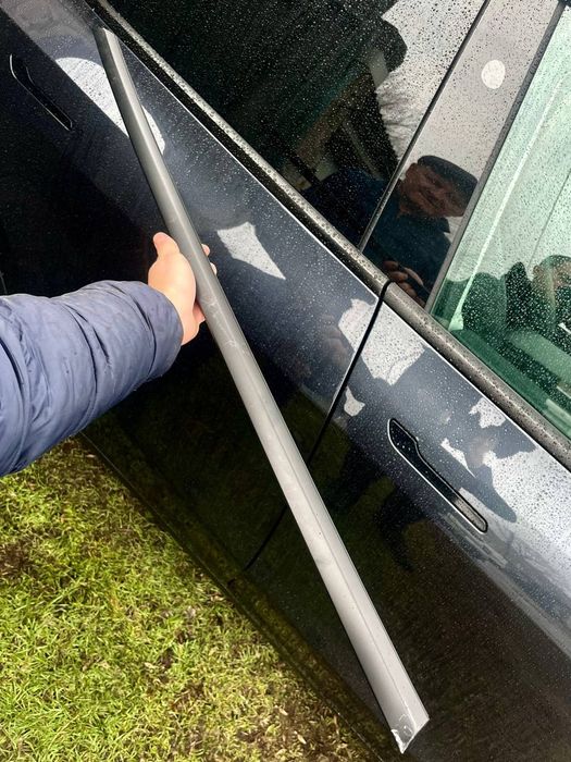 запчастини на бампер тесла Y 2024  під ремонт ,  ліва туманка