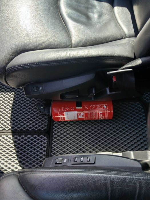 Автомобіль мінівен