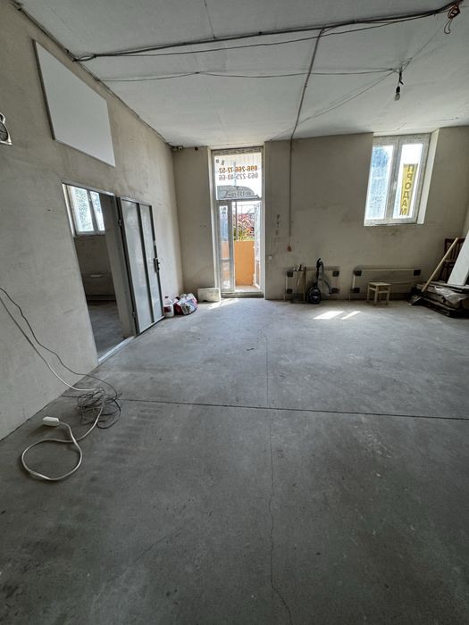 Продам офисное помещение ЖК Дмитриевский