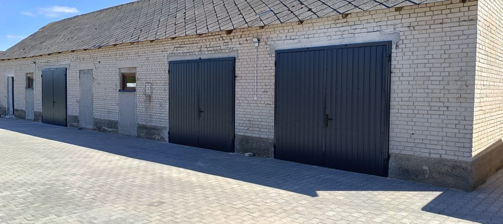 Drzwi metalowe do obór, stodół, magazynów.